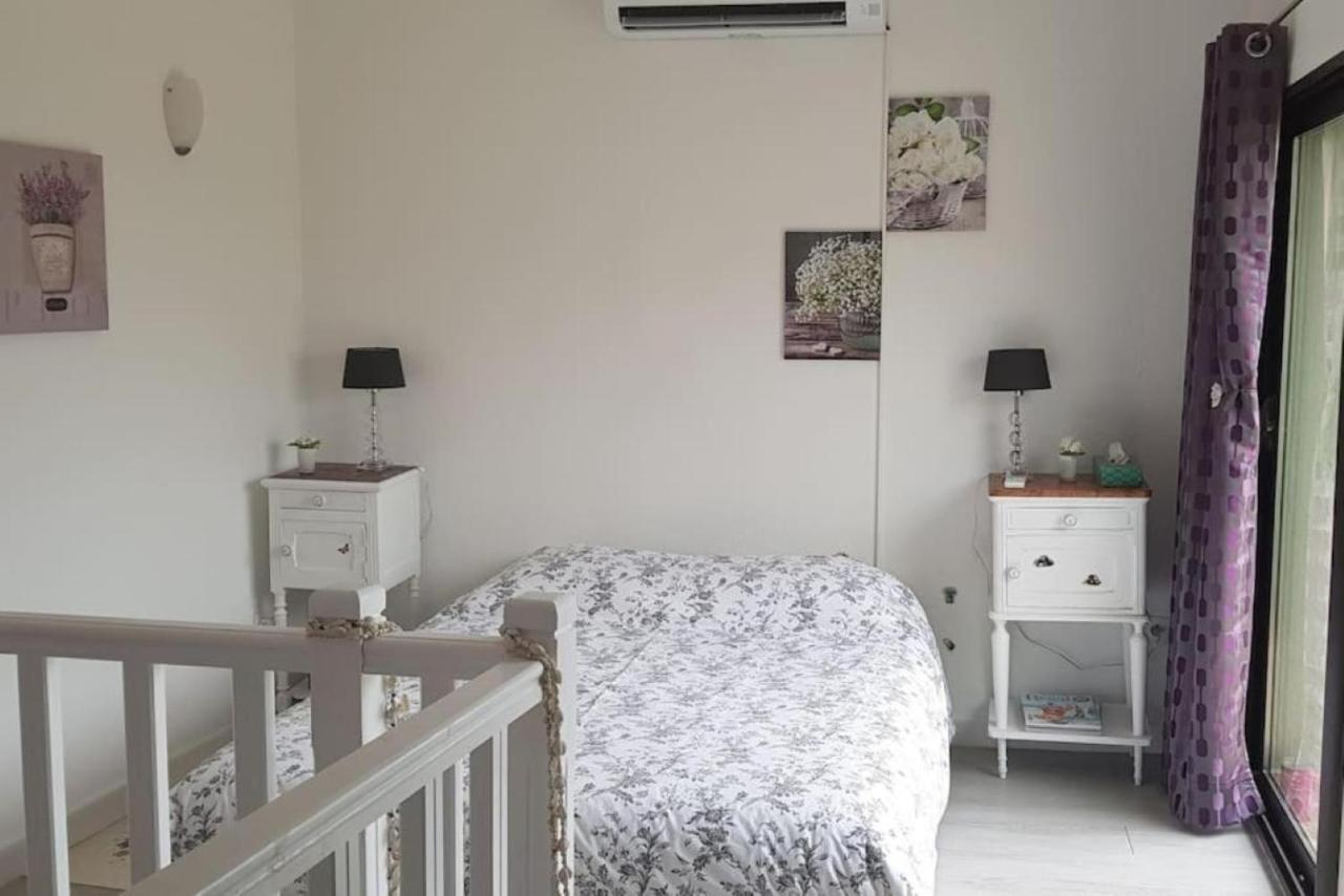 לורג Duplex De Charme Avec Terrasse Au Coeur Du Village מראה חיצוני תמונה