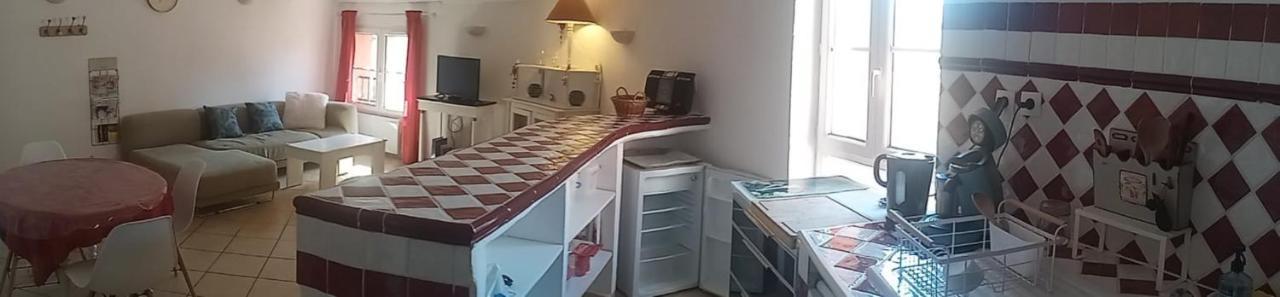 לורג Duplex De Charme Avec Terrasse Au Coeur Du Village מראה חיצוני תמונה